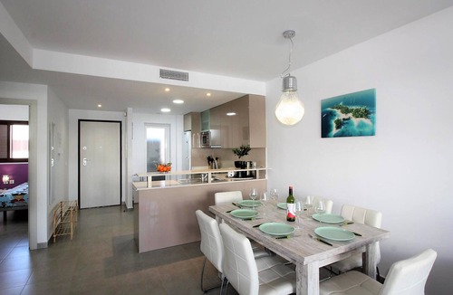 Mar de Pulpi Apartment | Bright apartment with AC - 6 guests