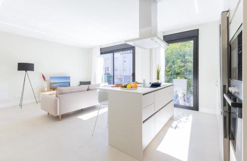 Playa de Arinaga Apartment | Brisamar Suites V by VillaGranCanaria