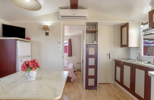 Campano House | Bungalow 'Mis Niñas 2' with Private Pool, Wi-Fi and Air Conditioning