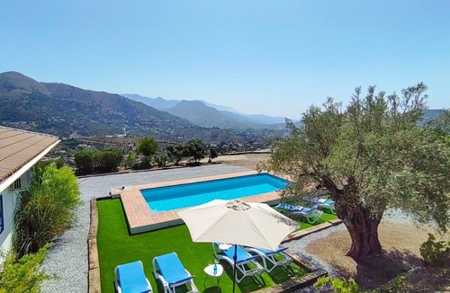 Competa Villa | Cómpeta Rural - Casa La Niña by Ruralidays