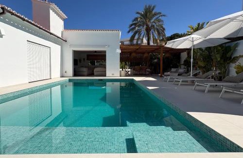 Urbanitzacio la Fustera Villa | Ca La Fustera a 3 minutos a pie de la playa