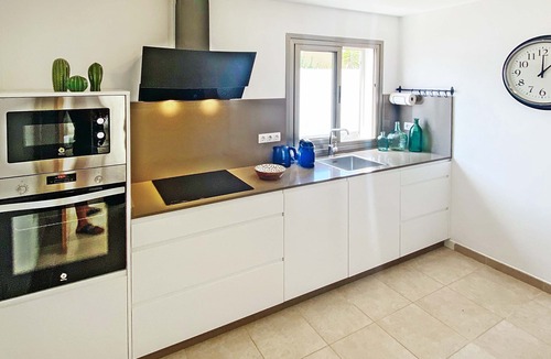 Costa de Antigua Villa | Caleta Blanca - Three Bedroom Villa, Sleeps 6