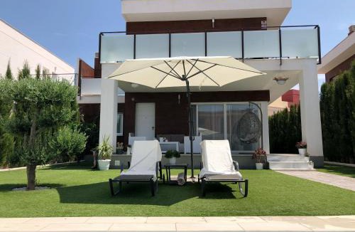 Puerto Marino Villa | Calle Malta 19 Villa