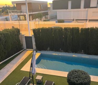 Puerto Marino Villa | Calle Malta 19 Villa
