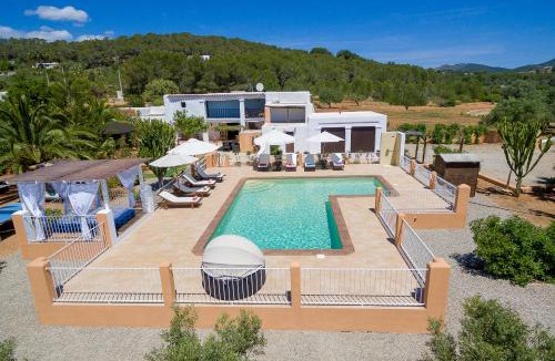 Santa Eulalia del Rio Villa | CANA MARINA Family Friendly