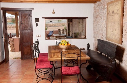 Tuineje House | Canarian house with private pool and garden