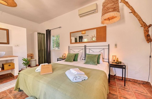 Arenas Bed & Breakfast | Casa Azafranes Boutique B&B