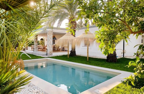 Algoda House | Casa bonita con jardín y piscina en Elche - Alicante