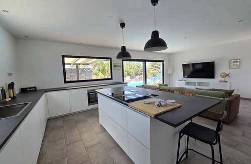 Lajares Villa | Casa Carica with heated pool in Lajares