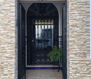 Distrito Noroeste House | Casa Con Alma # junto a estación de trenes y muy cerca del centro