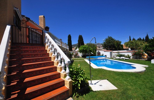 Benalmadena Costa Villa | Casa de los Limones by Costadelsolholiday FAMILY VILLA NEAR PUERTO MARINA
