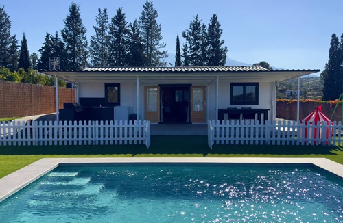 Alhaurin el Grande Cabin | Casa de Madera La Parcela