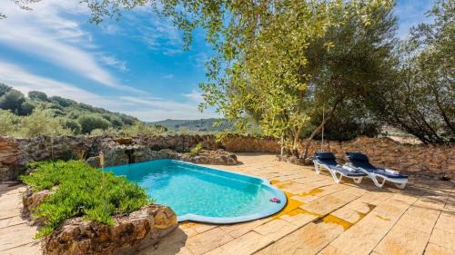 Puente Genil House | Casa de Piedra La Laguna de Tiscar Puente Genil by Ruralidays
