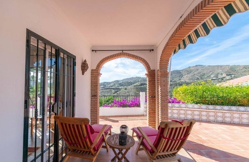 Canillas de Albaida Villa | Casa Dini - 3 bedroom villa in Canillas de Albaida with Private Pool