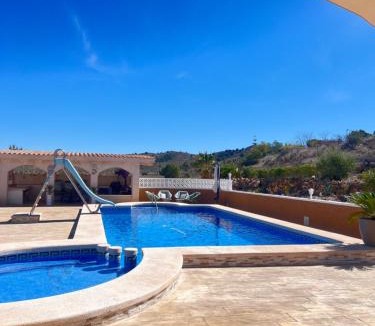 Hondon de las Nieves Apartment | Casa Duseña Estrella