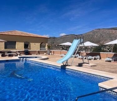 Hondon de las Nieves Apartment | Casa Duseña Luna
