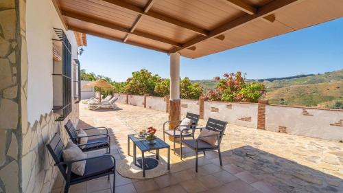 El Borge House | Casa El Cerro El Borge by Ruralidays