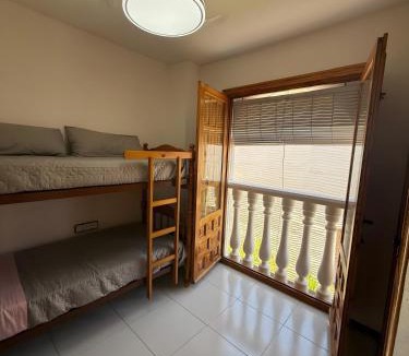 Los Arenales del Sol House | Casa en la playa con piscinas