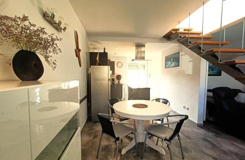 Santa Margarida Villa | Casa espaciosa en Roses: ideal para senderismo, ciclismo, y deportes náuticos. ¡Relájate en plena naturaleza! - ES-258-127