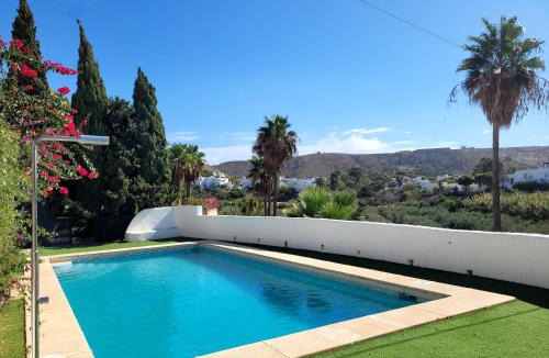 Agua Amarga Villa | Casa La Cúpula