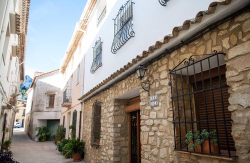 La Carroja Cottage | CASA LOLA: Nature, Mountains And Village Shared Swimming Pool