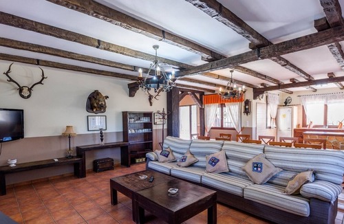 Cuevas de San Marcos Villa | Casa Medina de Belda Cuevas de San Marcos by Ruralidays