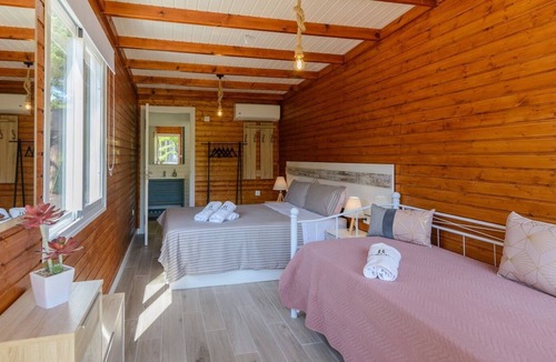 Las Jaras Villa | Casa Orilla El Lago Córdoba by Ruralidays