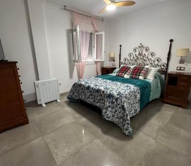 La Linea de la Concepcion House | Casa PRECIOSA ideal para familias