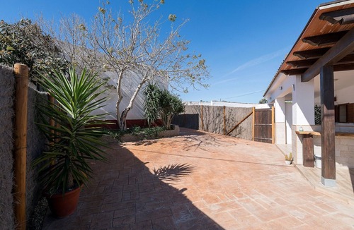 Brena y Marismas de Barbate Natural Park Villa | Casa Roja - Villa With Private Pool. Free Wifi