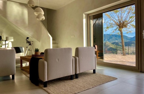 La Bermeja Cottage | Casa Romeriko with incredible mountain views. Private pool, barbecue and fireplace.