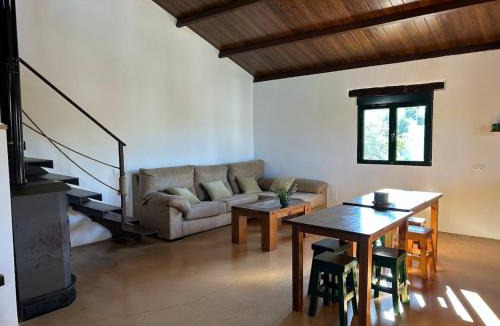 Arahal House | Casa Rural Única Naturaleza, Piscina y Atardeceres