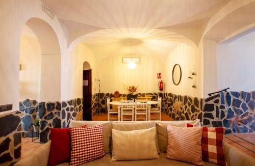 Cordobilla de Lacara House | Casa rural con piscina La Salamandrija
