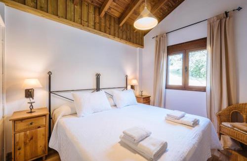 Coripe Ski Chalet | Casa Rural con encanto y vistas a la Sierra
