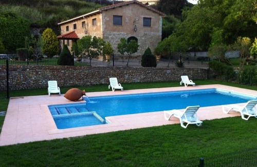 Ciudad Rodrigo House | Casa Rural El Manantial near Ciudad Rodrigo with Private Pool and Mountain Views