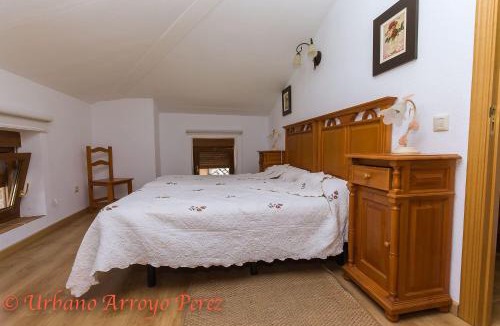 Navarredondilla House | Casa Rural El Salon del Baile