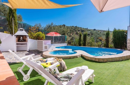 Cabra Villa | Casa Rural El Viso Rute by Ruralidays