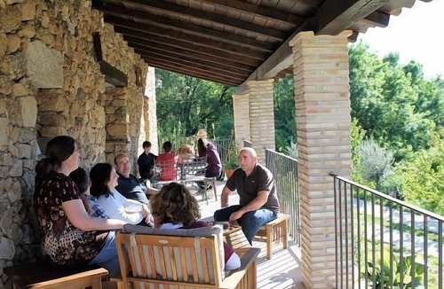 Casas del Castanar Cottage | Casa Rural de Agroturismo El Vallejo for 11 people