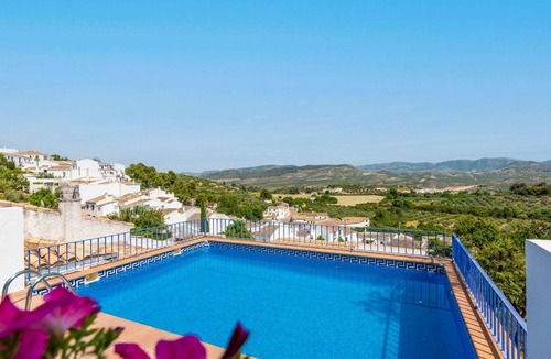 Zagrilla Villa | Casa Rural La Ermita Priego de Córdoba by Ruralidays