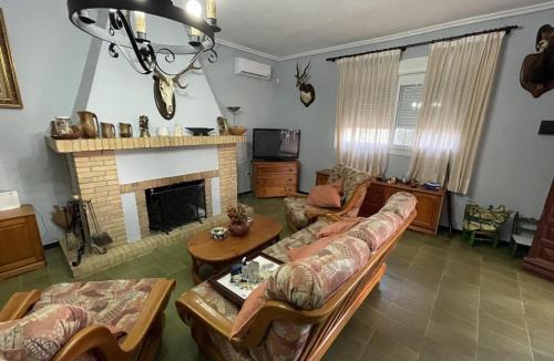 El Garrobo House | Casa Rural Sevilla