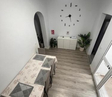 Camas House | Casa Unifamiliar Completa Camas Sevilla