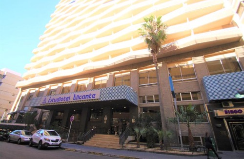 Ensanche Diputacion Apartment | CasaTuris Estudio con vistas que enamoran en Centro de Alicante A119