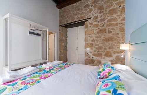 Vegueta Apartment | Cathedral Suites. Emblematic House. Apartment 3