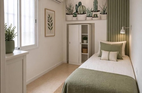 San Lorenzo Apartment | Centrally located two-bedroom apartment with patio. Charming
