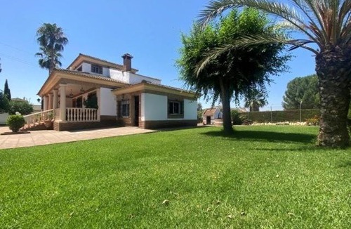 Cordoba House | Chalet Villa Rossmar
