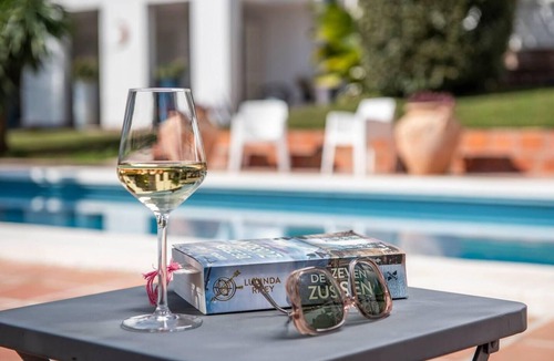 Tomares Villa | Charming 10 pers Villa with swimmingpool Sevilla