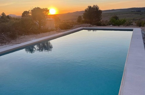 Caudete House | Charming and cozy country house in Caudete with amazing swimming pool.