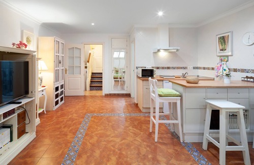 La Cala del Moral Apartment | Charming Apartment “Villa Jacaranda” Close to the Beach