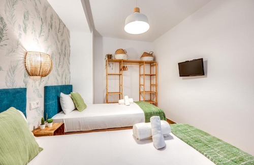 Lagunillas Apartment | Charming Apartment in Heart of Malaga