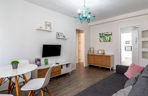 Distrito Sur Apartment | Charming apartment near old town with parking, nearby services