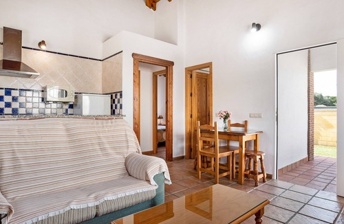 Los Canos de Meca House | Charming Casita Torre de Meca 2 with Terrace, Garden and Wi-Fi
